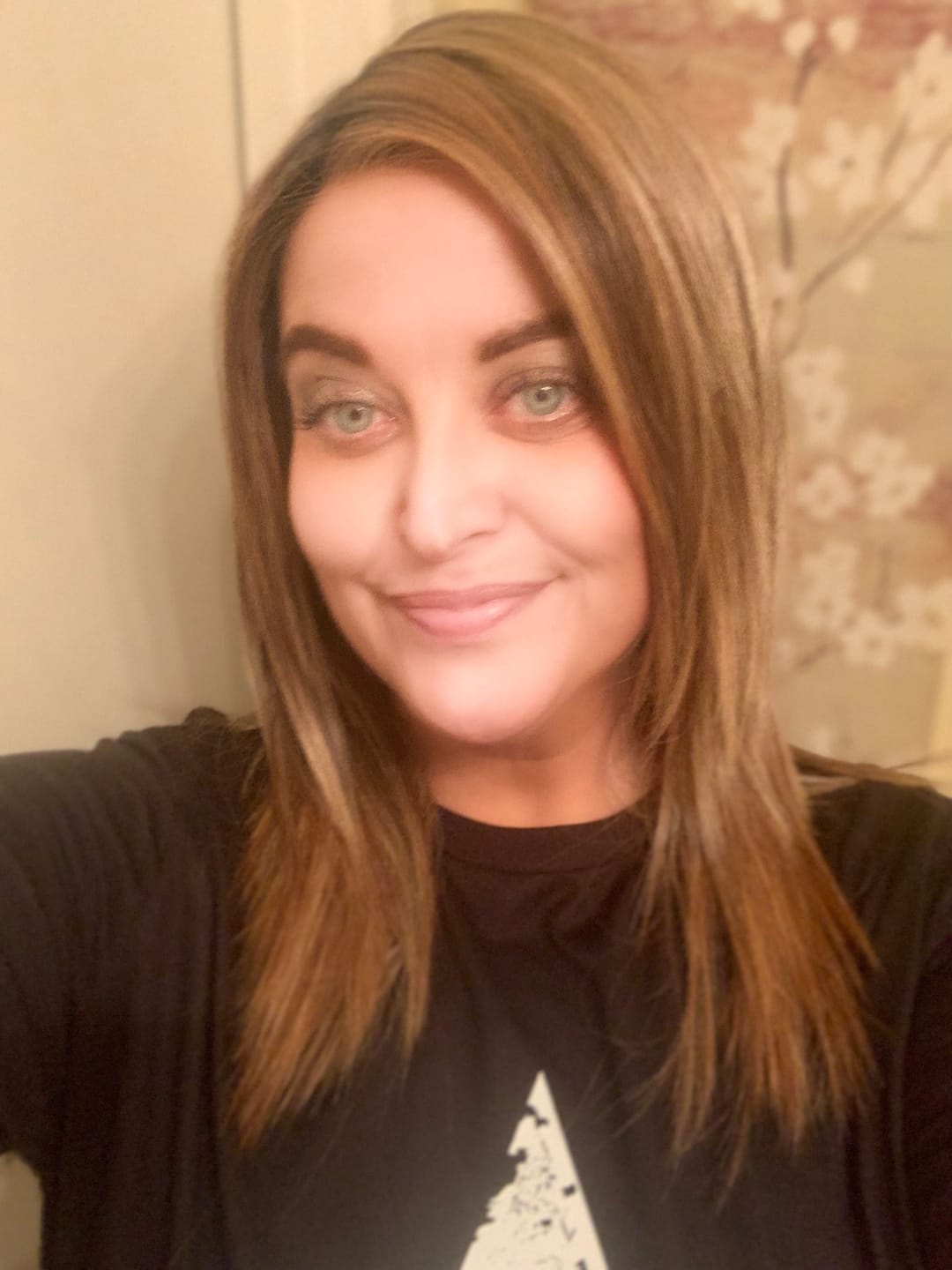 Customer photo review of RUNWAY WALK - Creamy Maple Frost