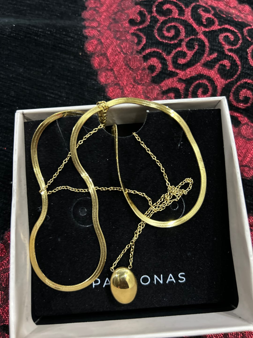 Customer photo review of Minimalist Layered Necklace