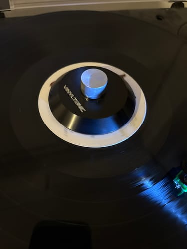 Customer photo review of Vinyl Tonic - VT16 Record Clamp [Accessories]
