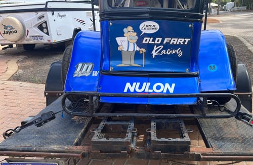 Sue H. review of Retractable Ratchet Strap - 1.8m x 25mm (Black) image 1 out of 3