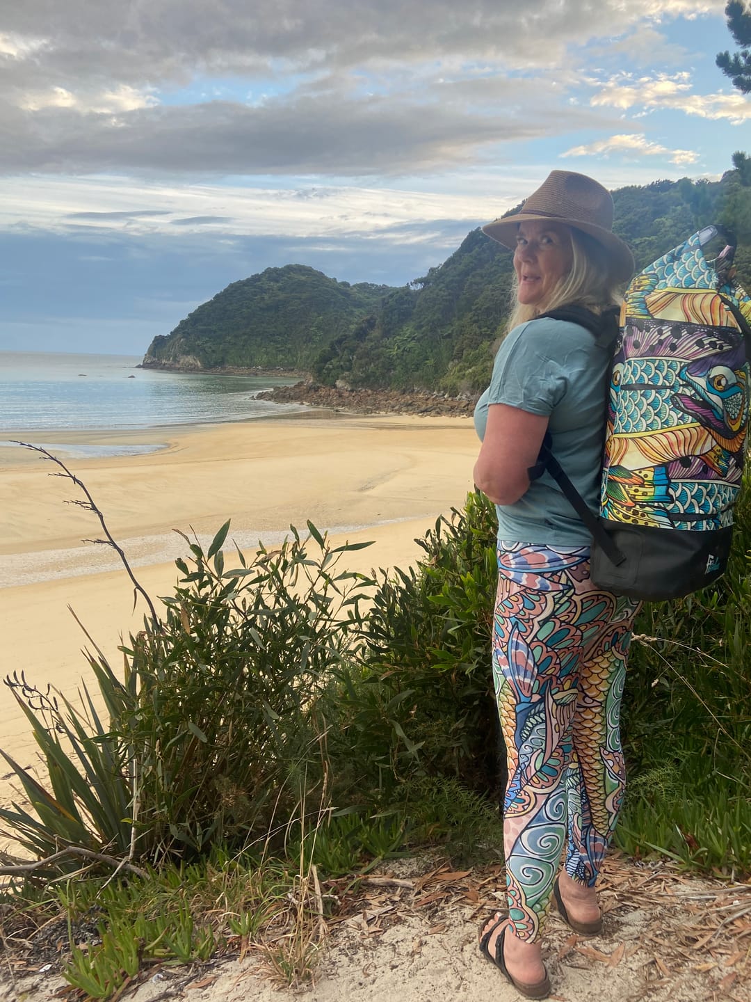 Customer photo review of Tropical Tarpon Signature Leggings