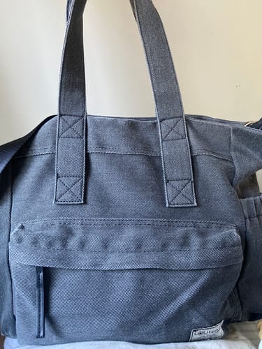 Reseña con foto de un cliente sobre Cartera De Hombro Notebook Jeans Back To School