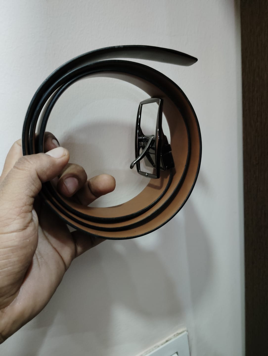 Customer photo review of Bacca Bucci Reversible Genuine leather Classic Dress belt for Men-Black & Brown