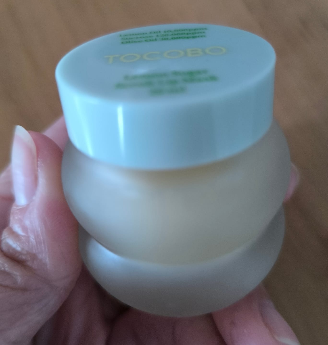 Customer photo review of Cukura skrubis-maska lūpām Tocobo Lemon Sugar Scrub Lip Mask