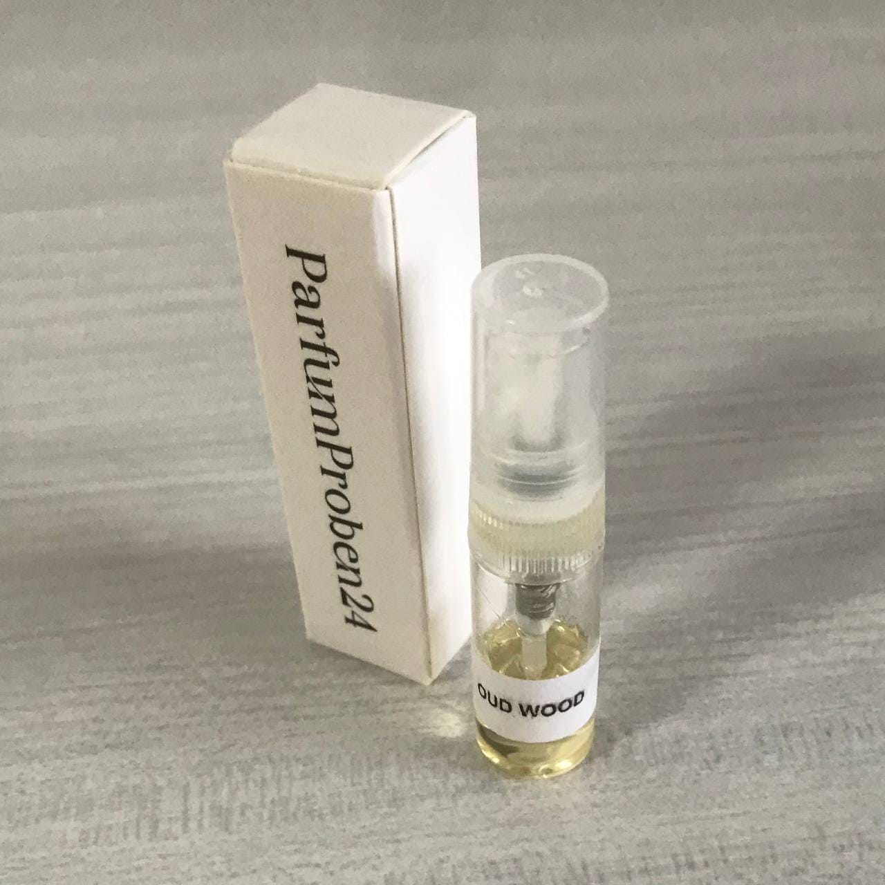 Customer photo review of Oud Wood | Parfümprobe Abfüllung 3ml | von Tom Ford