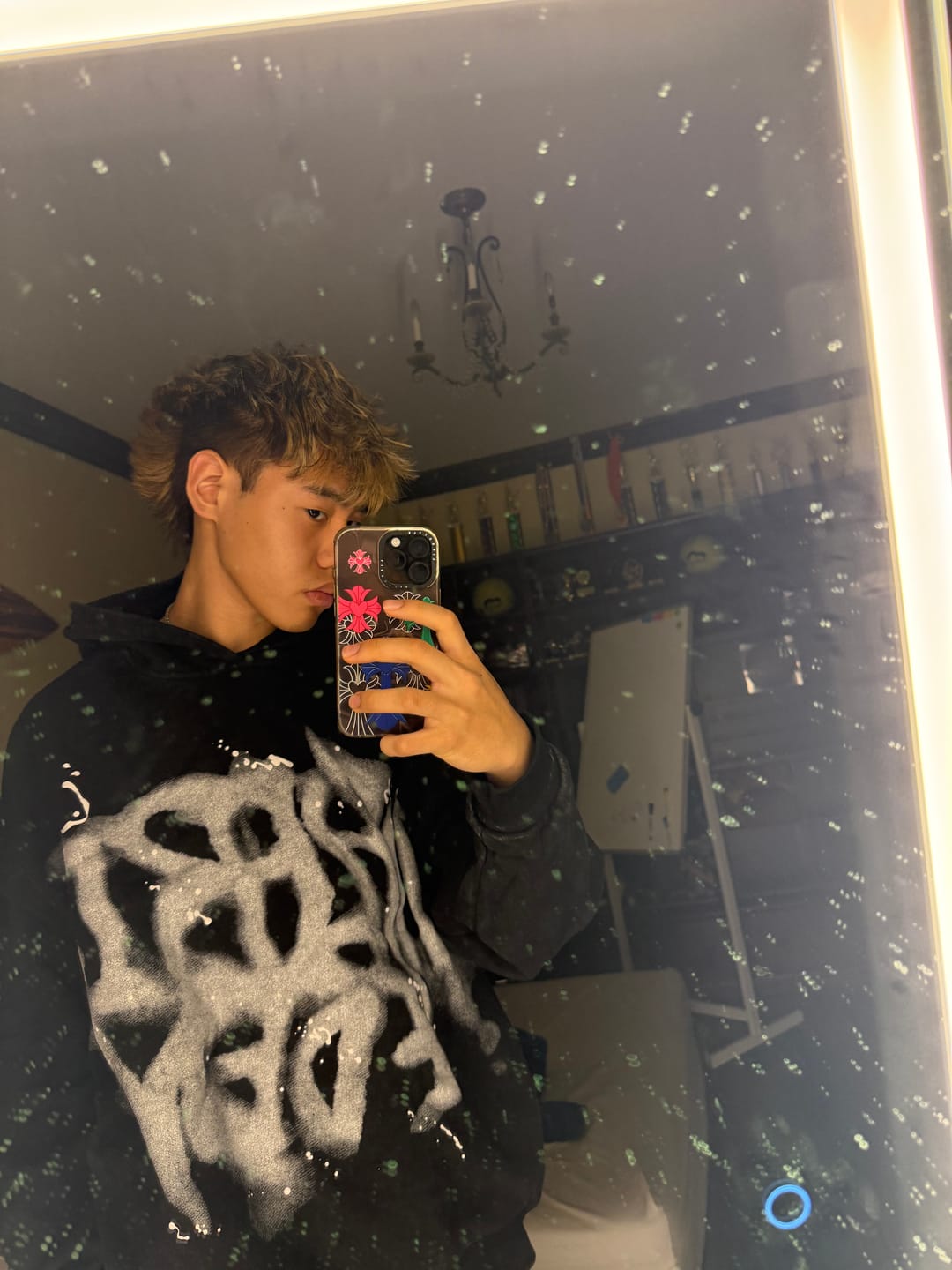 Customer photo review of Aelfric Eden Abstract Graphic Hoodie