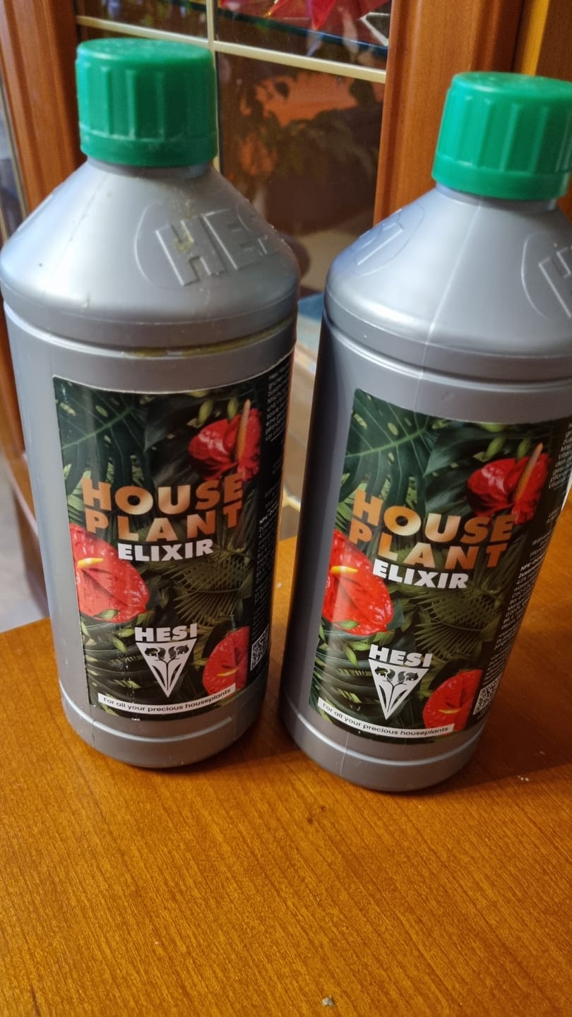 Customer photo review of HPE - Hesi Houseplant Elixir