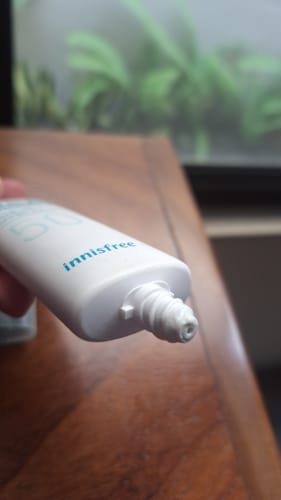 Customer photo review of Mild Cica-Sunscreen Tone-Up SPF50+ PA++++