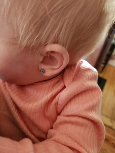 Customer photo review of Tiny Blue Flower