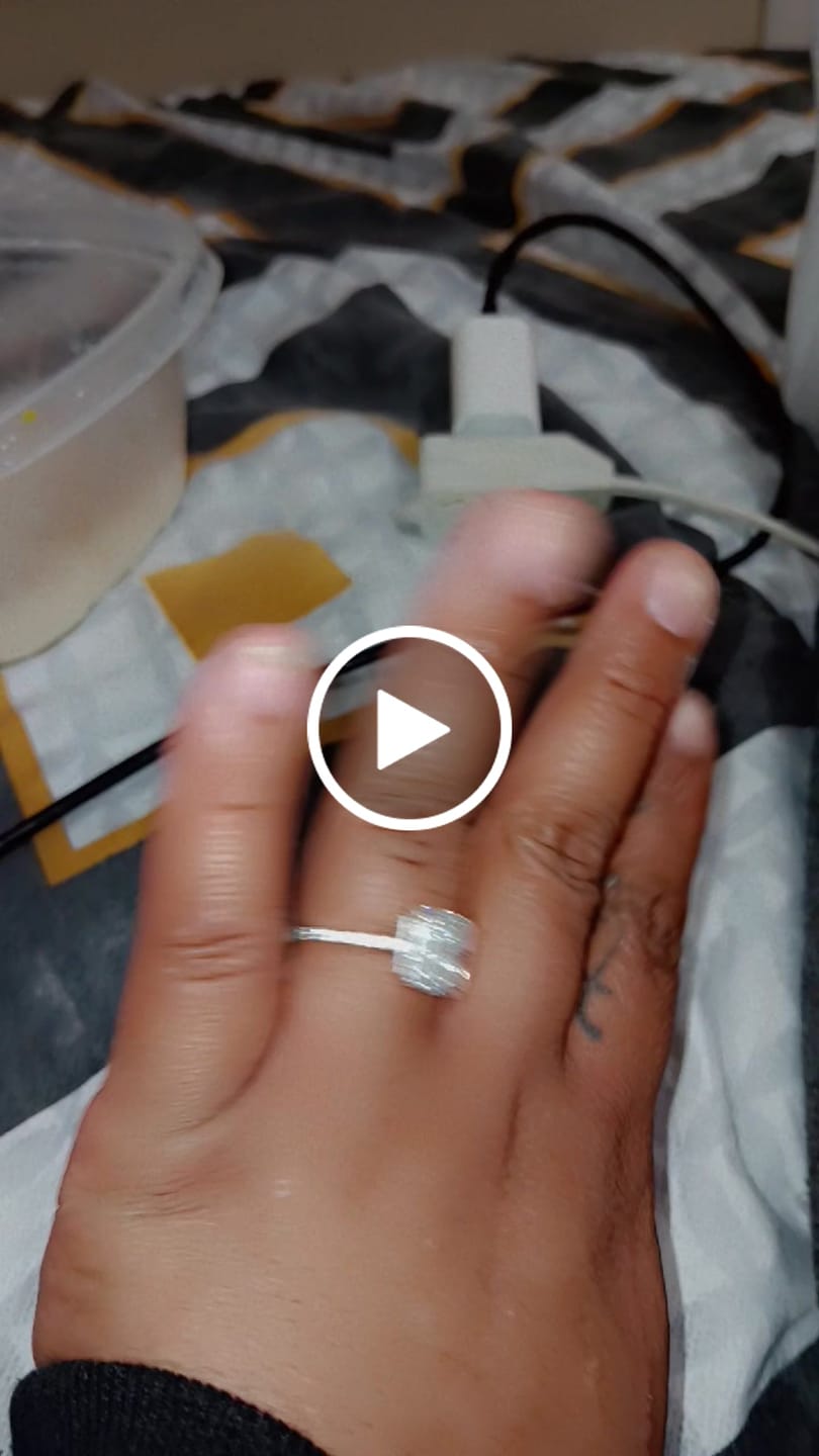 Customer video review of S925 Moissanite 3.5 Carat Radiant Cut Wedding Ring Set Stackable Ring Set For Everyday Wear