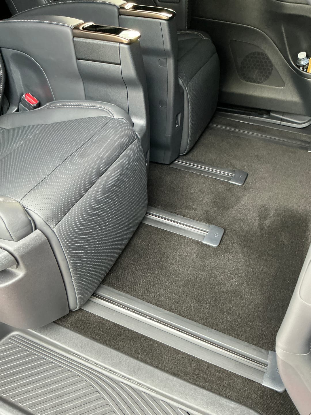 Customer photo review of TOYOTA VELLFIRE AH40 [2024 - PRESENT] - 3D® ROYAL Car Mat