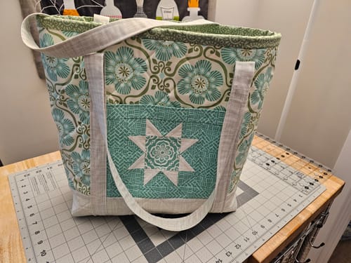Customer photo review of Tote it Around paper pattern