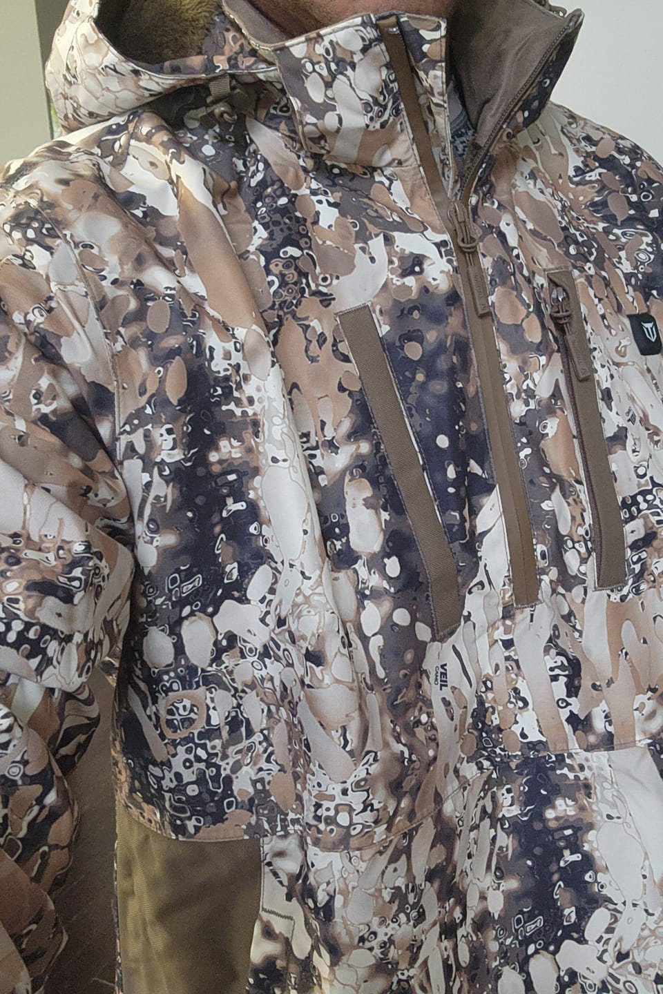 Customer photo review of TIDEWE Men’s Heated Duck Hunting Jacket with Fleece Lining, Waterproof 1/2 Zip Jacket for Hunting (Veil Avayde Camo, Size S-XXXL)