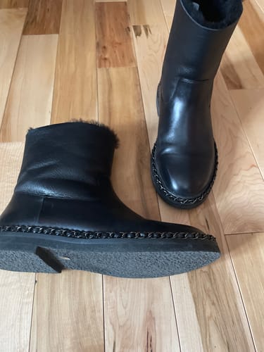 Customer photo review of Hebe Black
