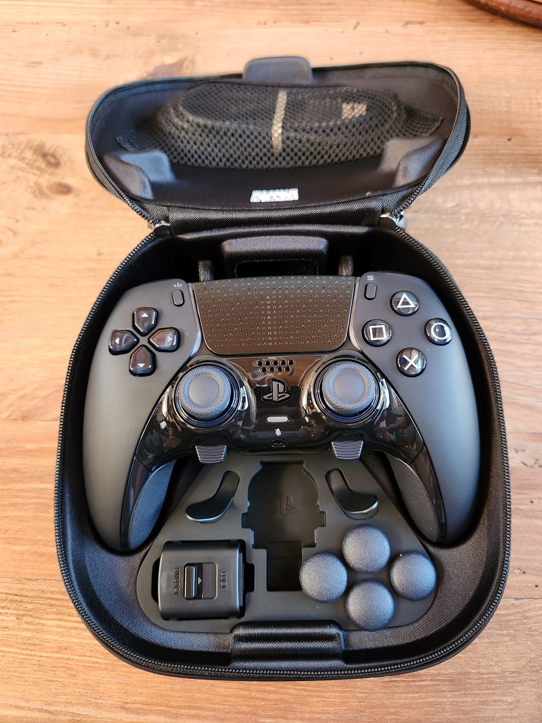 Customer photo review of PlayStation 5 (PS5) DualSense Edge Wireless Controller - Midnight Black