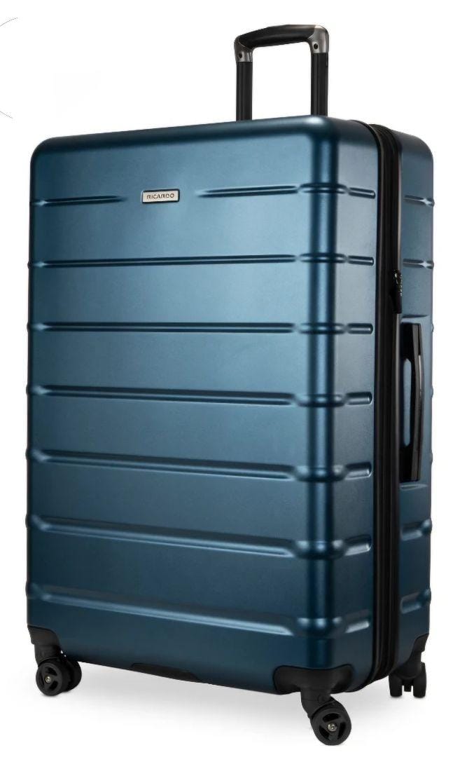 Customer photo review of Cambria Hardside Medium Check-In Expandable Spinner