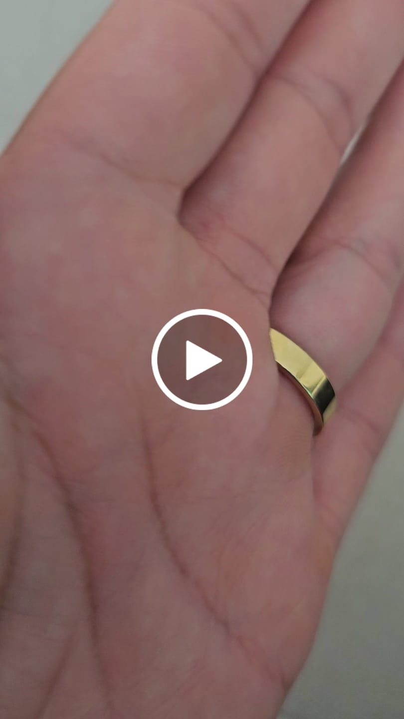 Customer video review of Anel Brilhante Rotativo Banhado em Ouro 18k