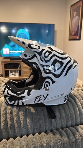 Customer photo review of FLY RACING Formula S Carbon Abyss White/Black Helmet