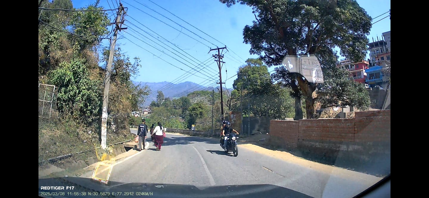 Customer photo review of Redtiger F17 4K 3-Channel 5G Wifi Dash Cam