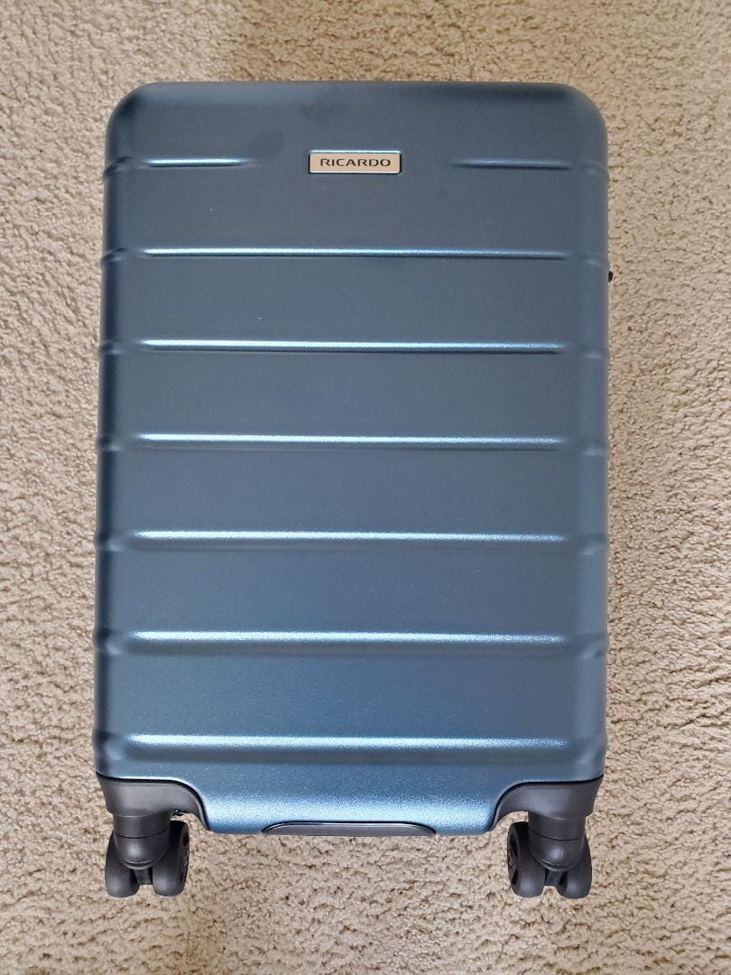 Customer photo review of Cambria Hardside Carry-On Expandable Spinner