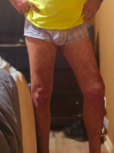 Customer photo review of Mens Plaid Front Pouch Boxer Shorts