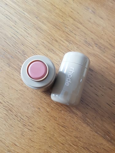 Customer photo review of pocket blush - disponível em Portugal