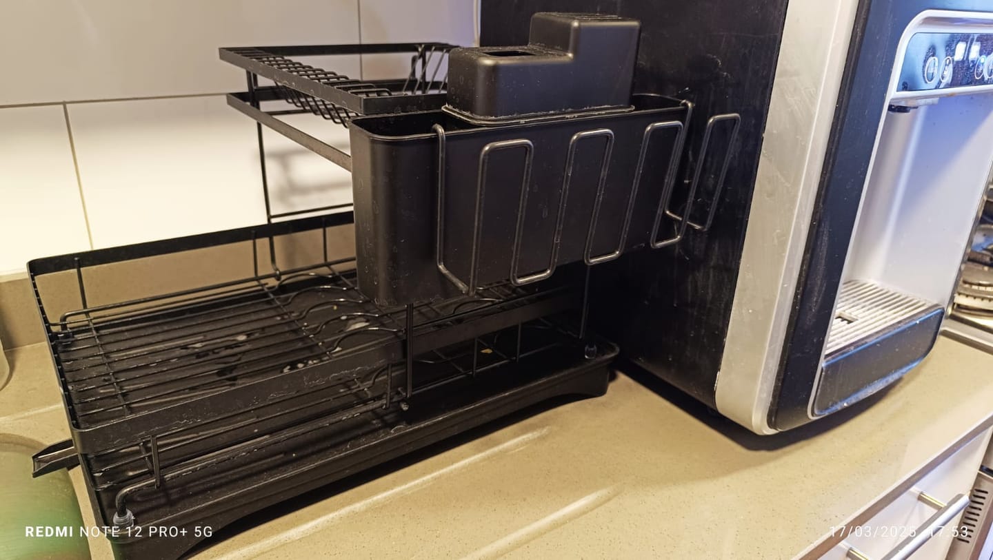 Customer photo review of Escurridor De Platos 2 Niveles Secador Desmontable Loza Inoxidable Rack