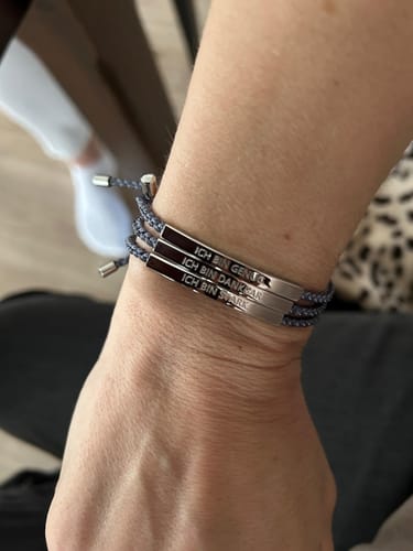 Customer photo review of Armband "Ich bin stark."
