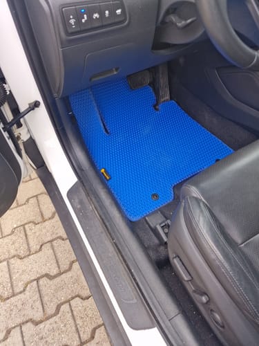Customer photo review of Auto Fußmatten nach Maß - Komplettset