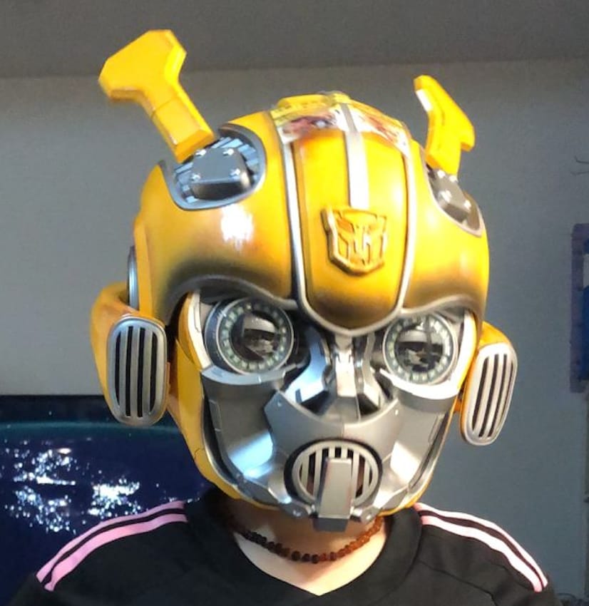 Customer photo review of Us Stock | Delivered in 3-7 days| Genuine killerbody | Transformation Bumblebee Helmet | English Voice Control | 1: 1 Real Person Wearable toys | Optimus Prime helmet