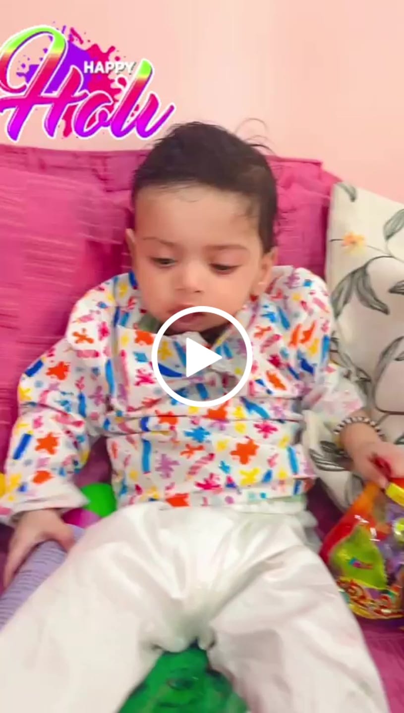 Customer video review of Holi Hai Kurta Pajama