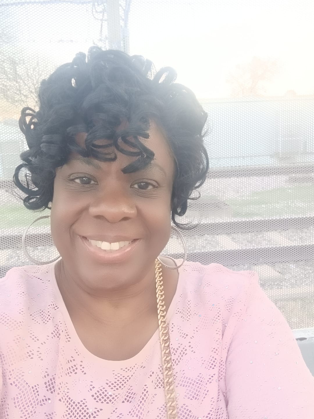 Customer photo review of Outre Perfect Hairline Glueless Hand-Tied 13x4 HD Lace Front Wig - LORI