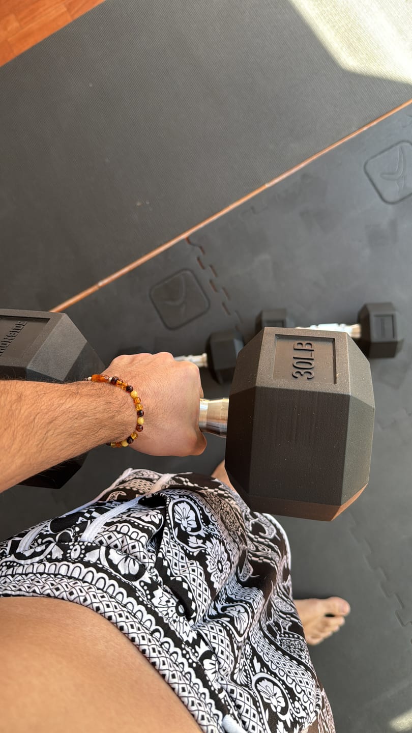 Customer photo review of Mancuernas Hexagonales 5 a 100 lb IRONSIDE Fitness (unidad)