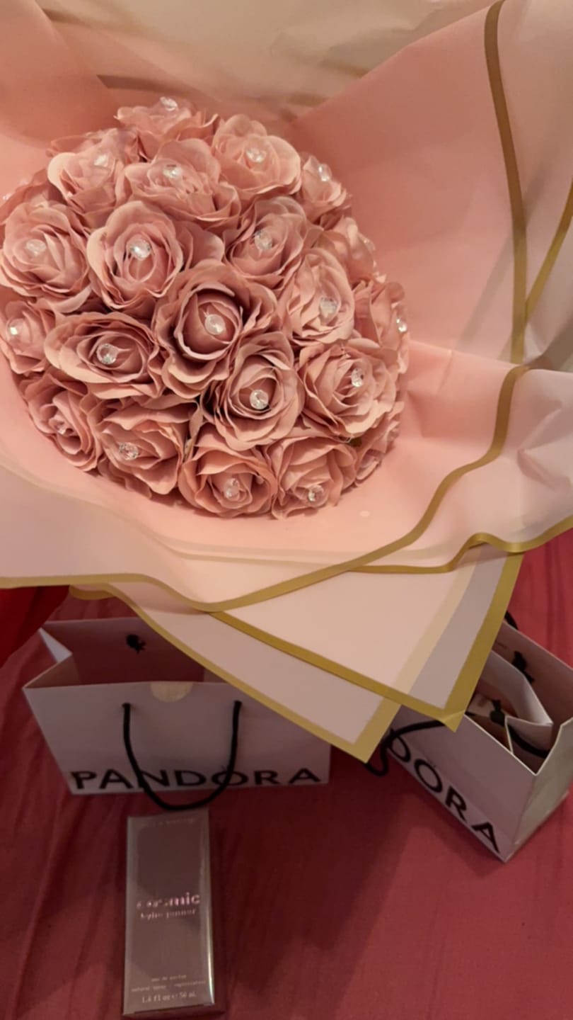 Customer photo review of 24 Pink Forever Roses