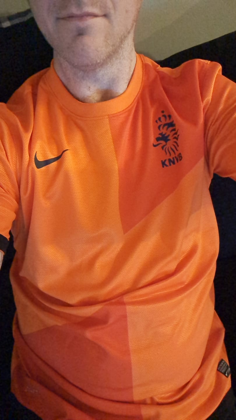 Customer photo review of RETRO Mystery Football Shirt