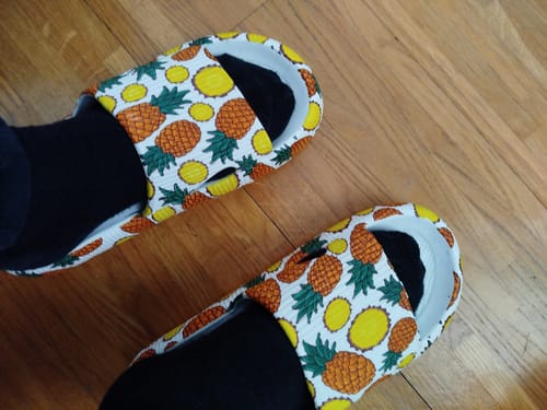 Customer photo review of HappyFlops Limited Editions