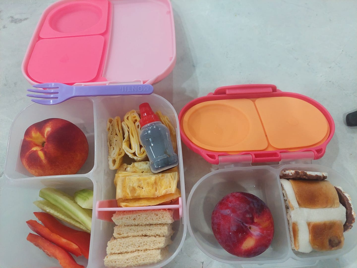 Customer photo review of b.box Mini Lunchbox - Flamingo Fizz