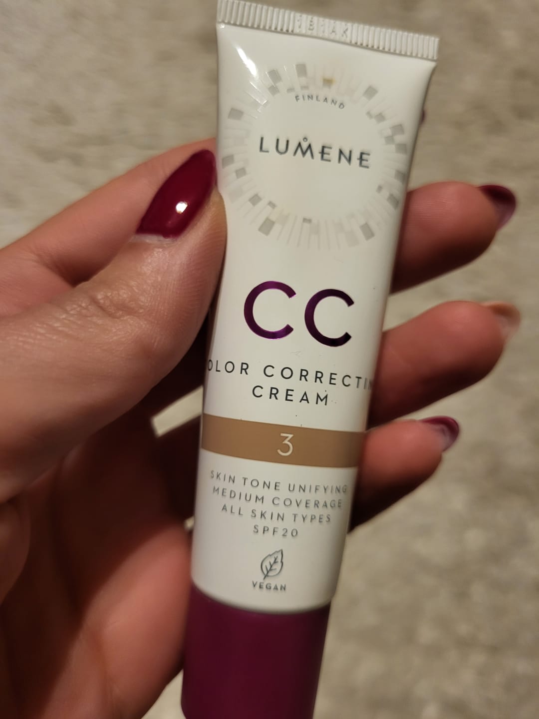 Customer photo review of Lumene CC cream - Веган CC Крем "Абсолютно съвършенство" 7в1 SPF 20