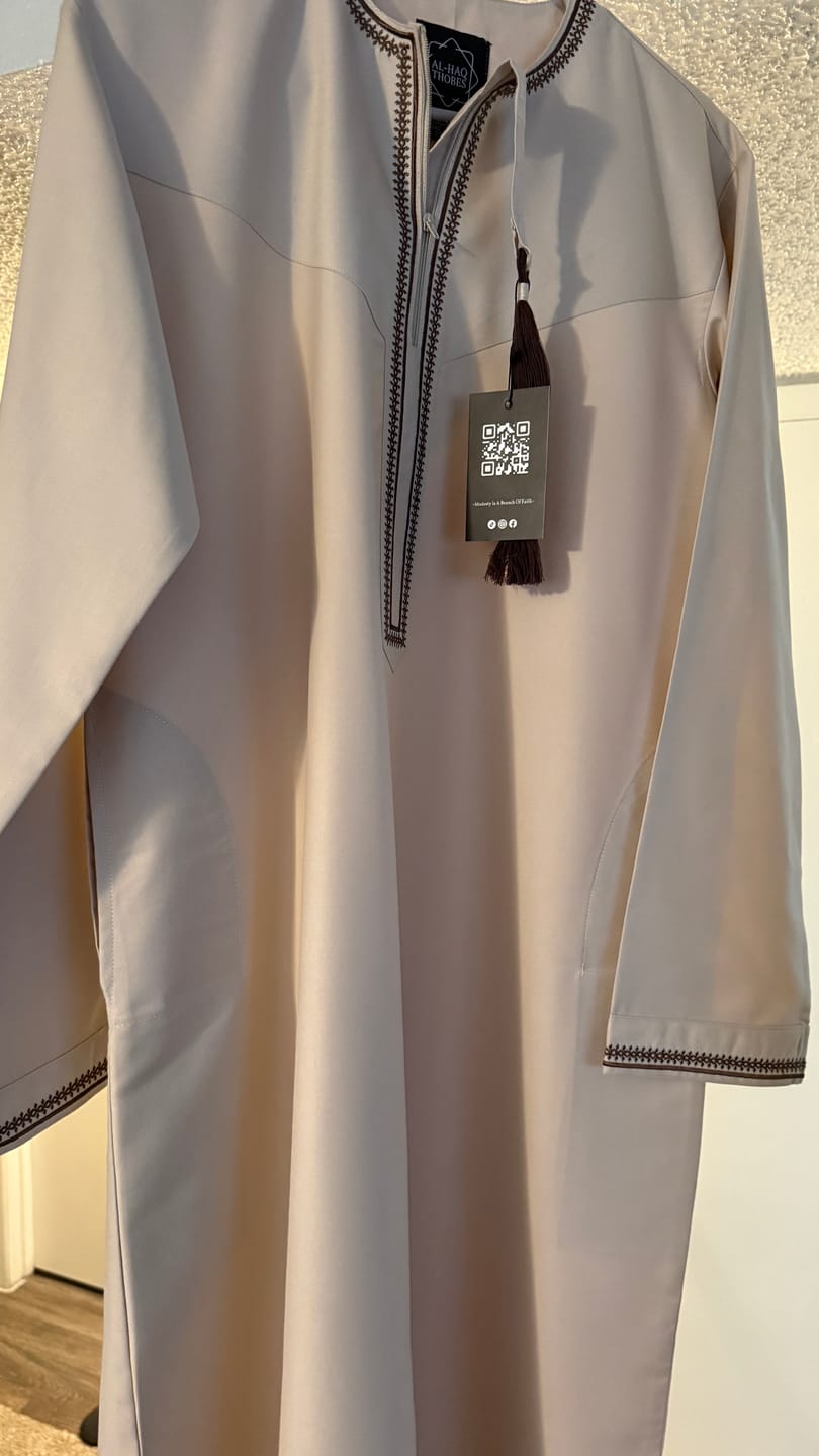 Customer photo review of Luxury Beige & Brown Omani Thobe