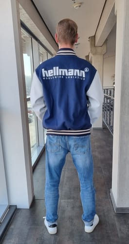 Customer photo review of Maßgeschneidertes Königsblau Weiß Jacke