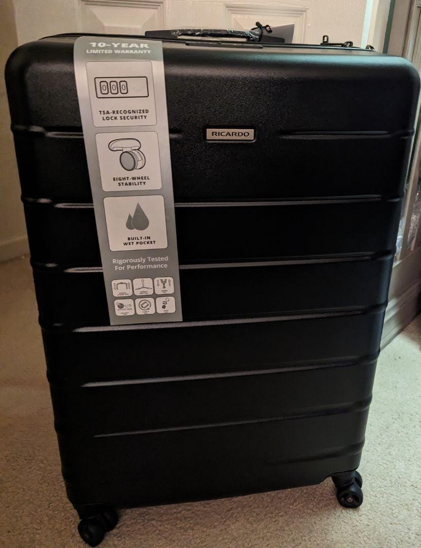 Customer photo review of Cambria Hardside Large Check-In Expandable Spinner