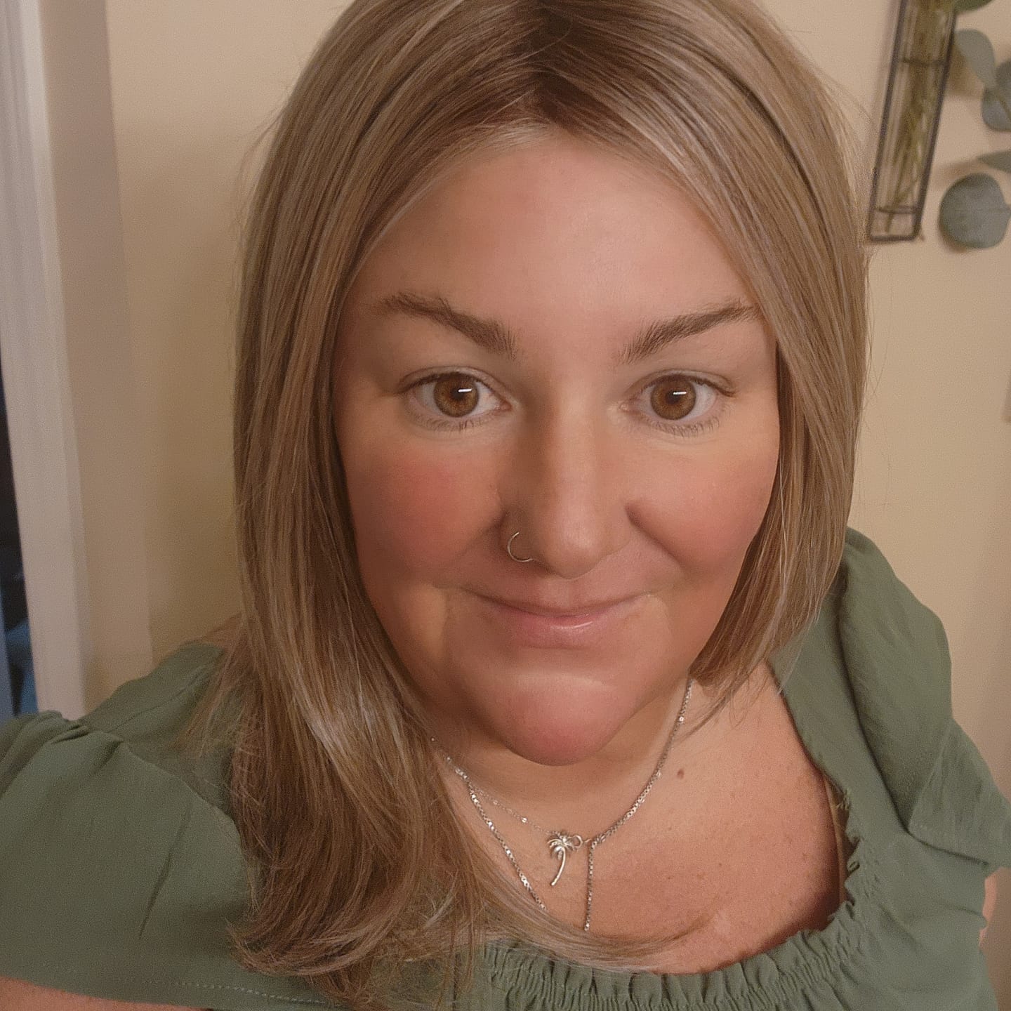 Customer photo review of GRAND ENTRANCE - Legacy Blonde
