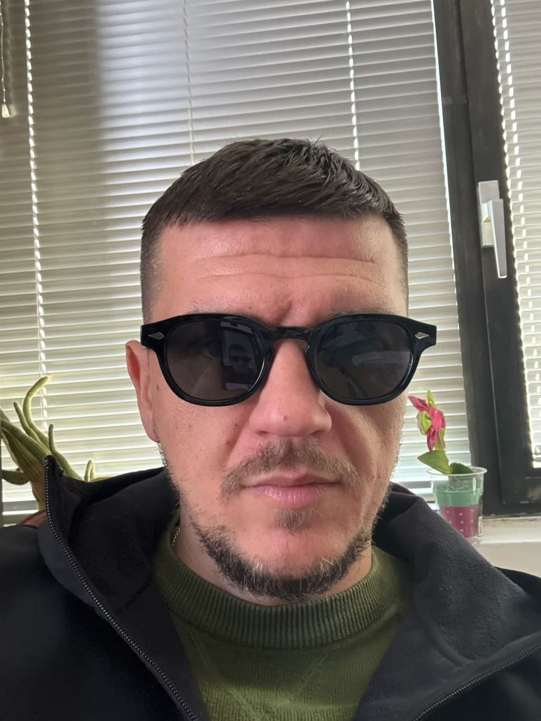 Customer photo review of Axel - Sunglasses