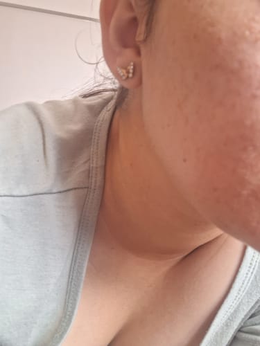 Customer photo review of Glo Refresh Cleanser