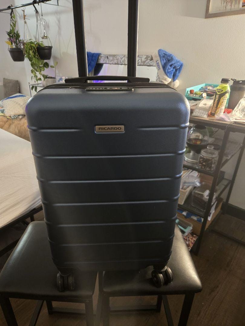 Customer photo review of Cambria Hardside Carry-On Expandable Spinner