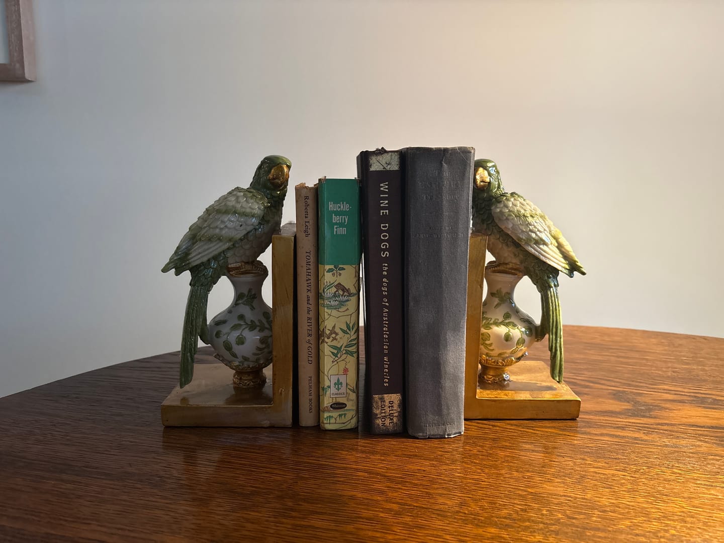 Customer photo review of Polly Parrot Resin Bookends