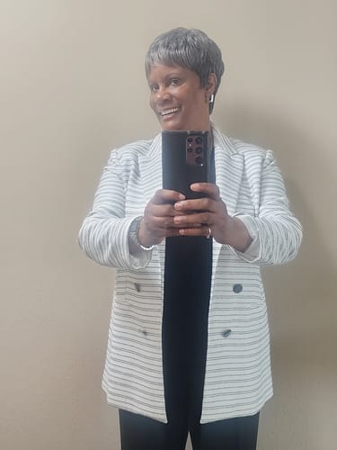 Customer photo review of Foxy Silver Synthetic Natural Wig - ETTA