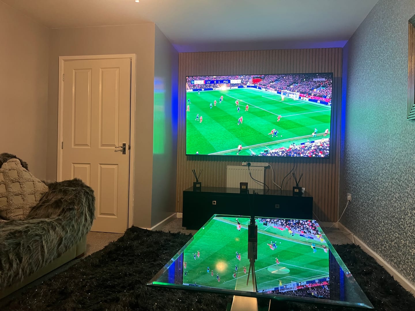 Customer photo review of Wooden Wall Panel | Natural Oak Grey Felt | Premium 3-sided Wood Veneer