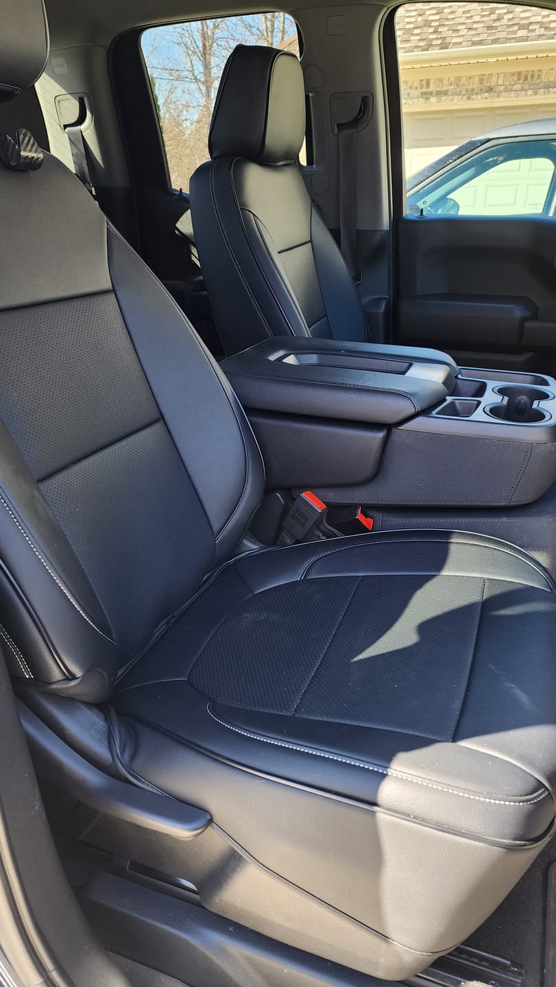 Customer photo review of 2019+ Chevrolet Silverado Premium Custom Leather Seat Covers