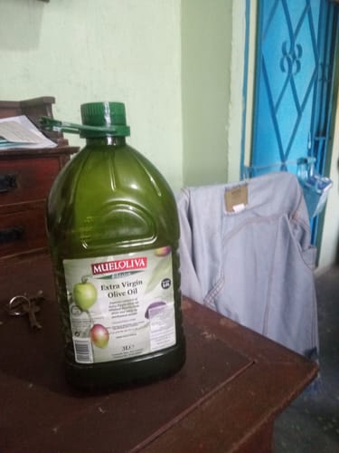 Customer photo review of Classica Extra Virgin Olive Oil